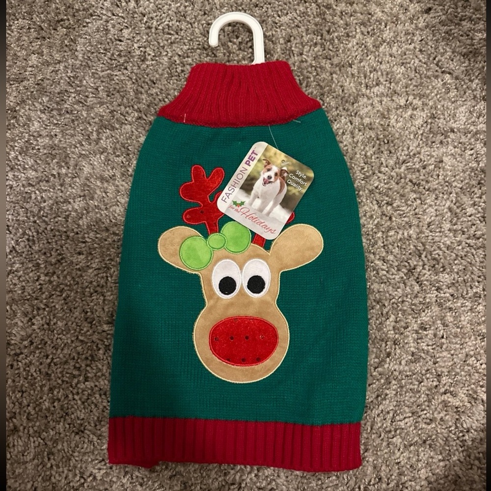 NWT Fashion Pet Holiday Dog Sweater